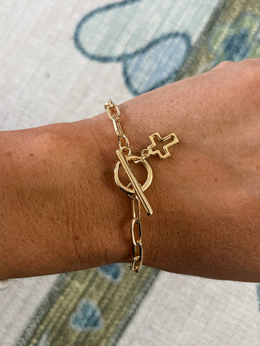 Cross Link Chain Bracelet